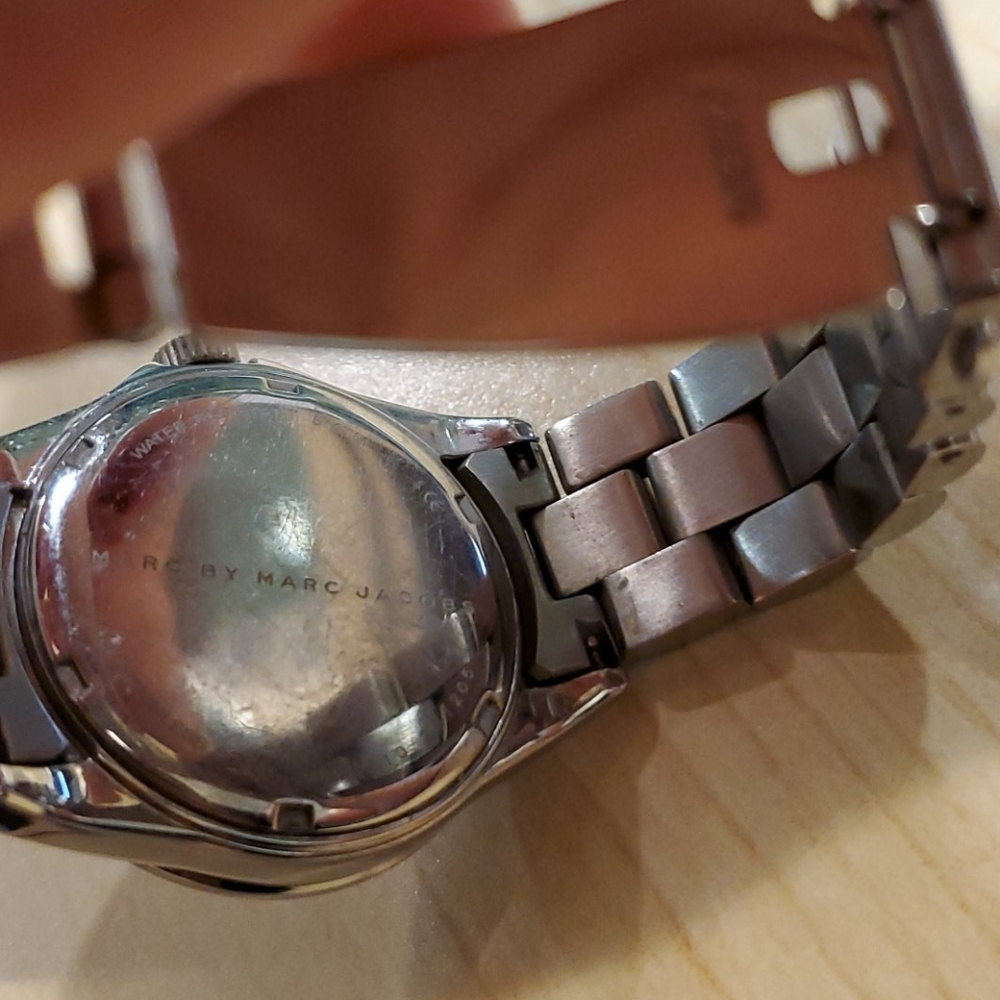 Marc Jacobs Watch - image 5